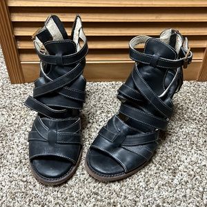 Womens freebird sandal